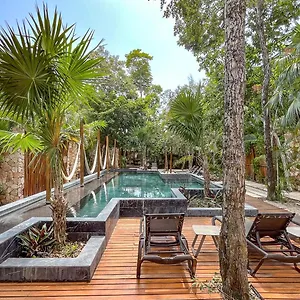 **** Hotel Amaka Calma Mexiko