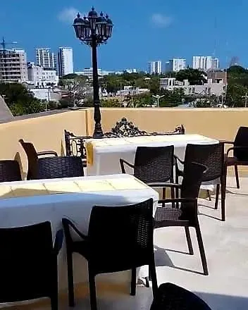 酒店 Cancun International Suites